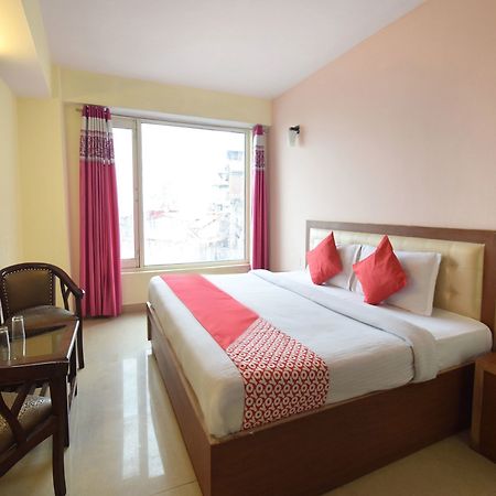 Oyo 8439 Hotel Howard Шимла Экстерьер фото