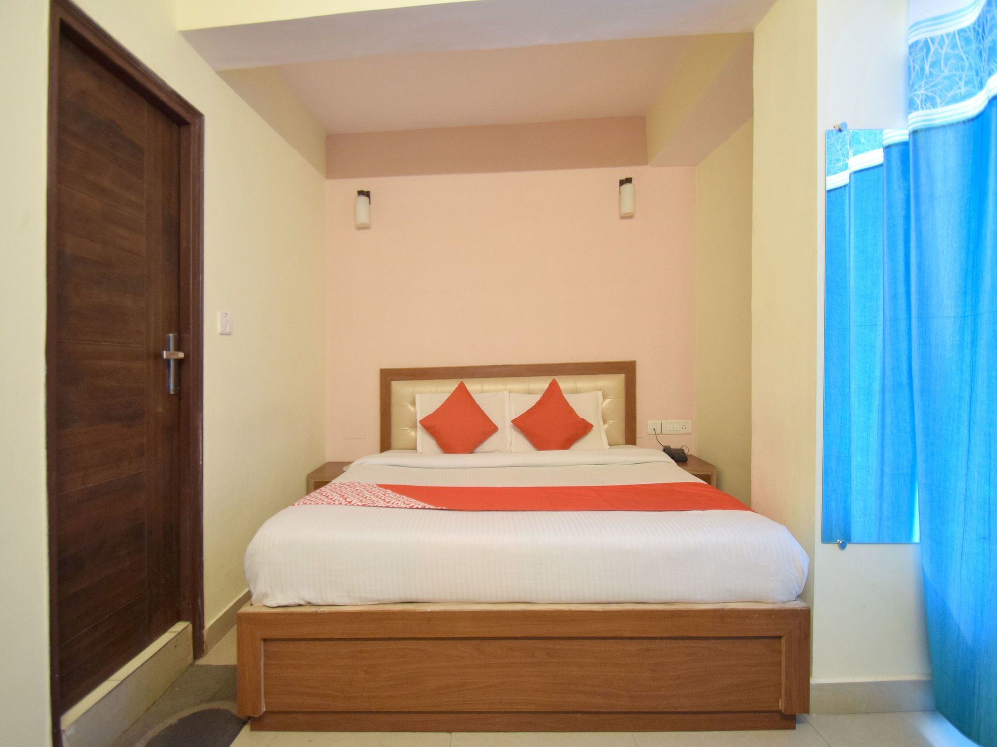 Oyo 8439 Hotel Howard Шимла Экстерьер фото